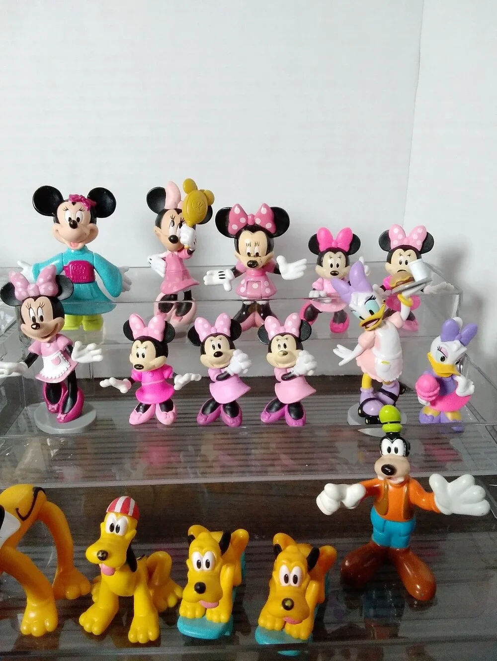 Disney Mickey & Friends Bundle (37) Pieces.